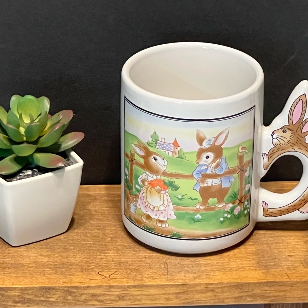 Vintage Peter Rabbit Mug - Picture 9 of 10